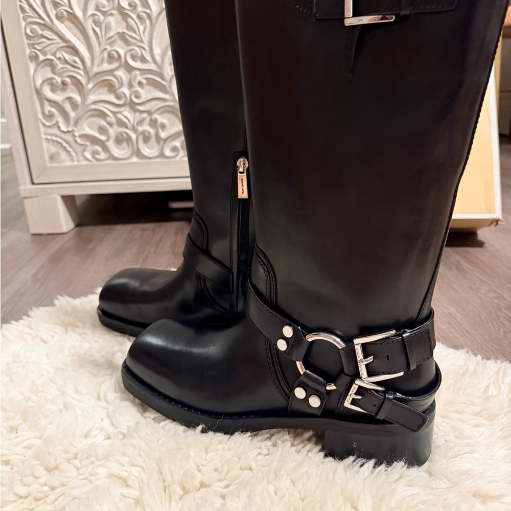 New in box Michael Kors Black Combat & Moto Boots - Picture 7 of 16